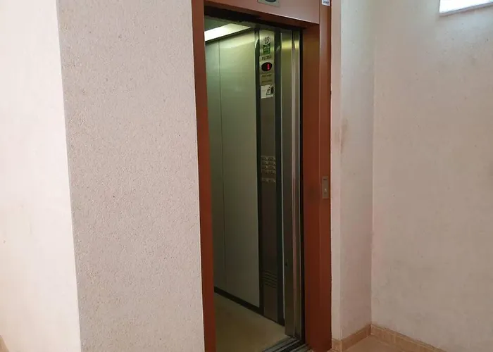 Linmarko En Centro De Apartamento *